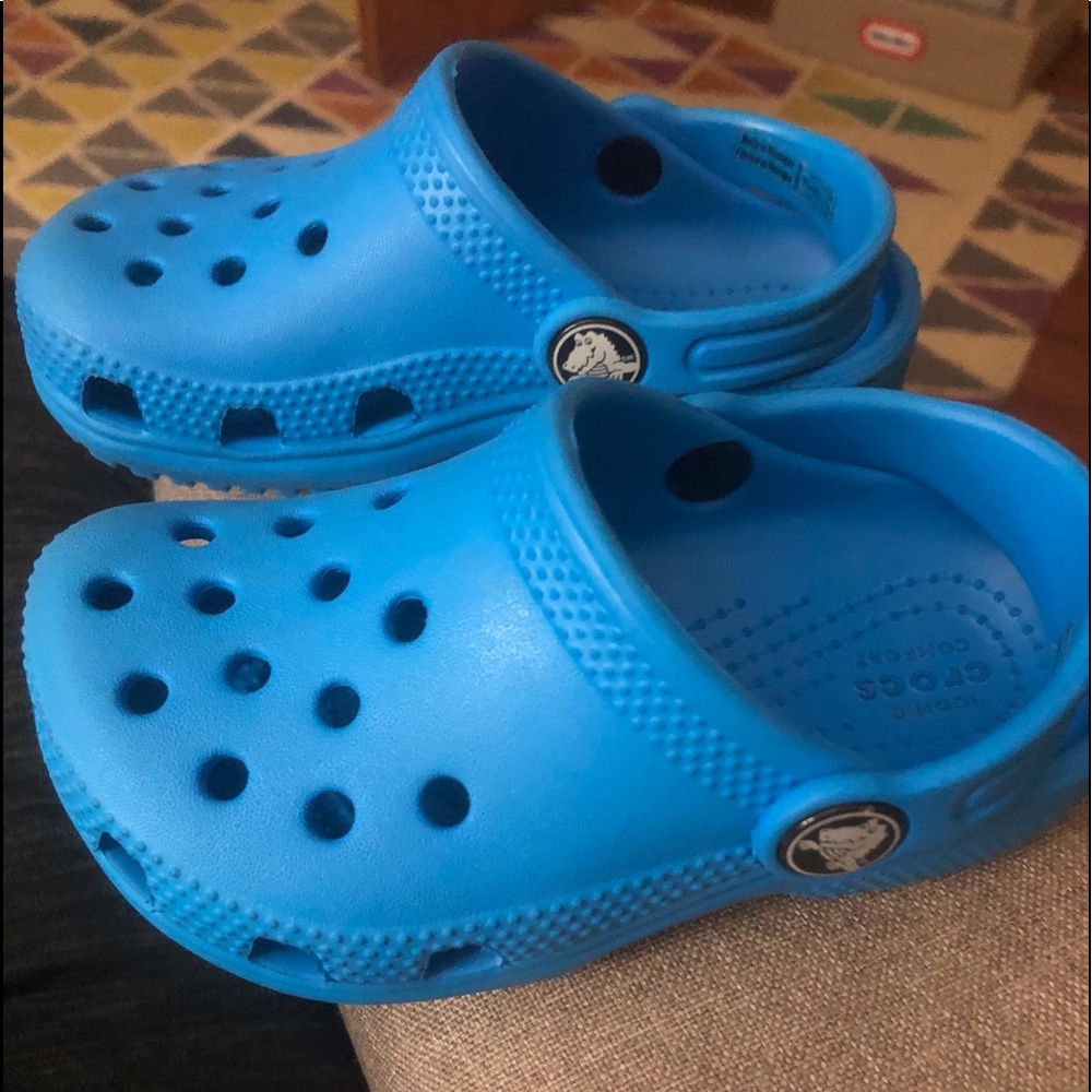 Crocs children’s size 8